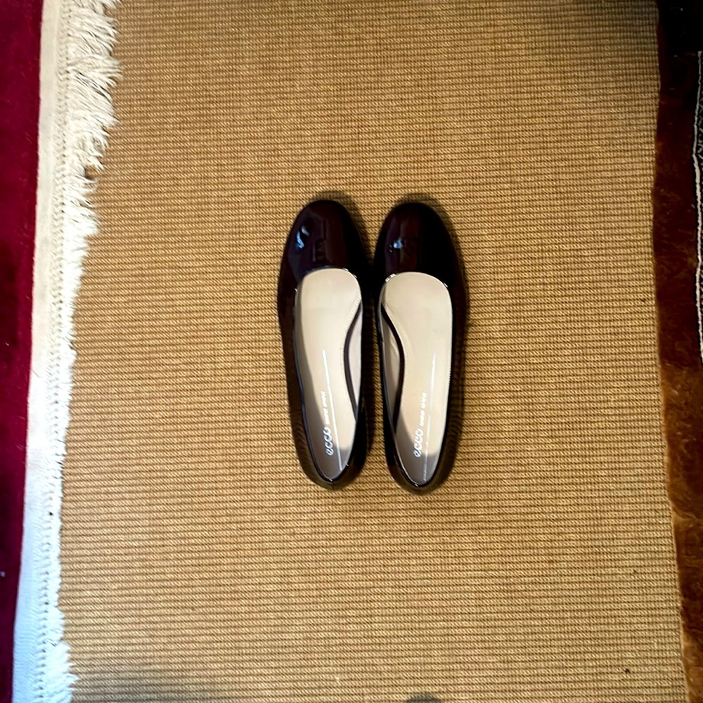 Ecco Ballet Flats